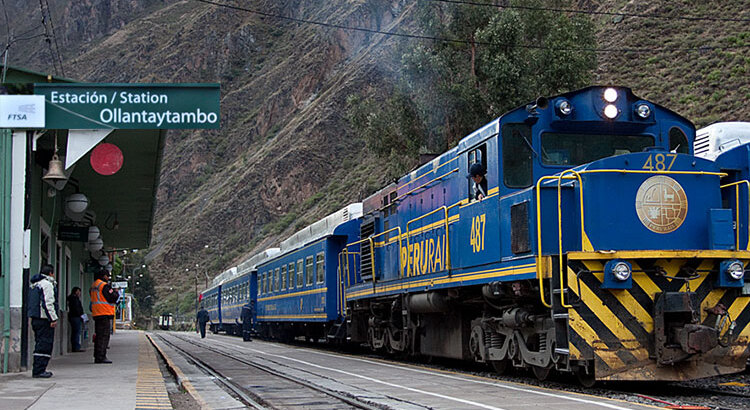 Taxi de Urubamba a Ollantaytambo